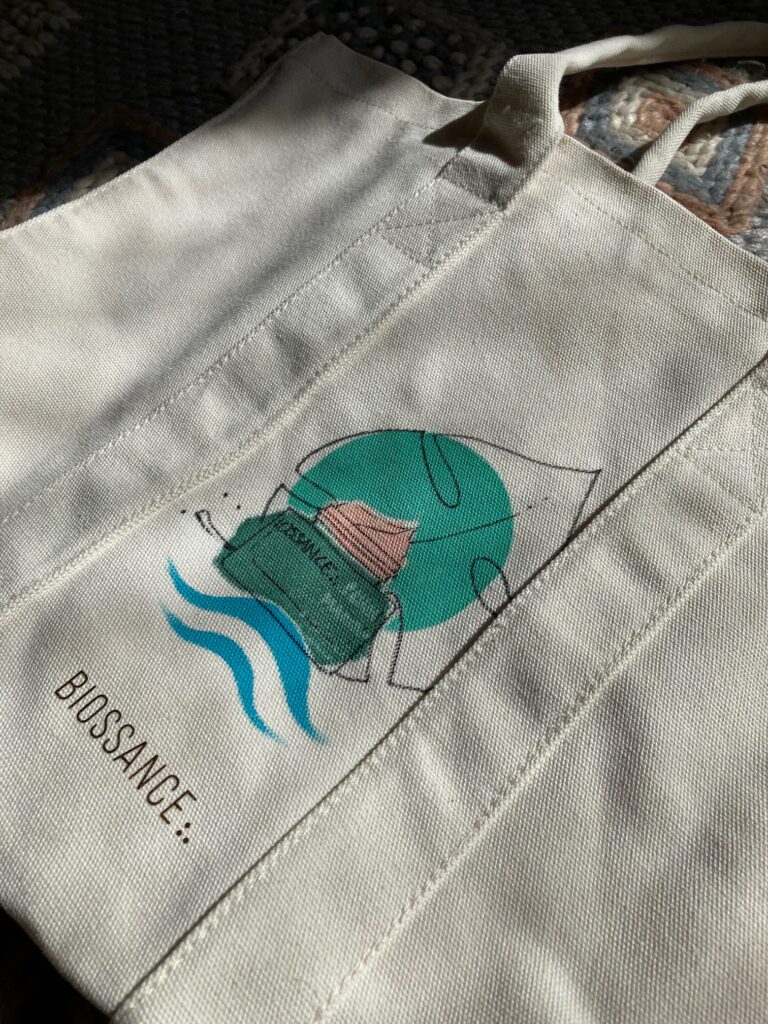 Biossance Goodie Bag mit perönlicher Illustration